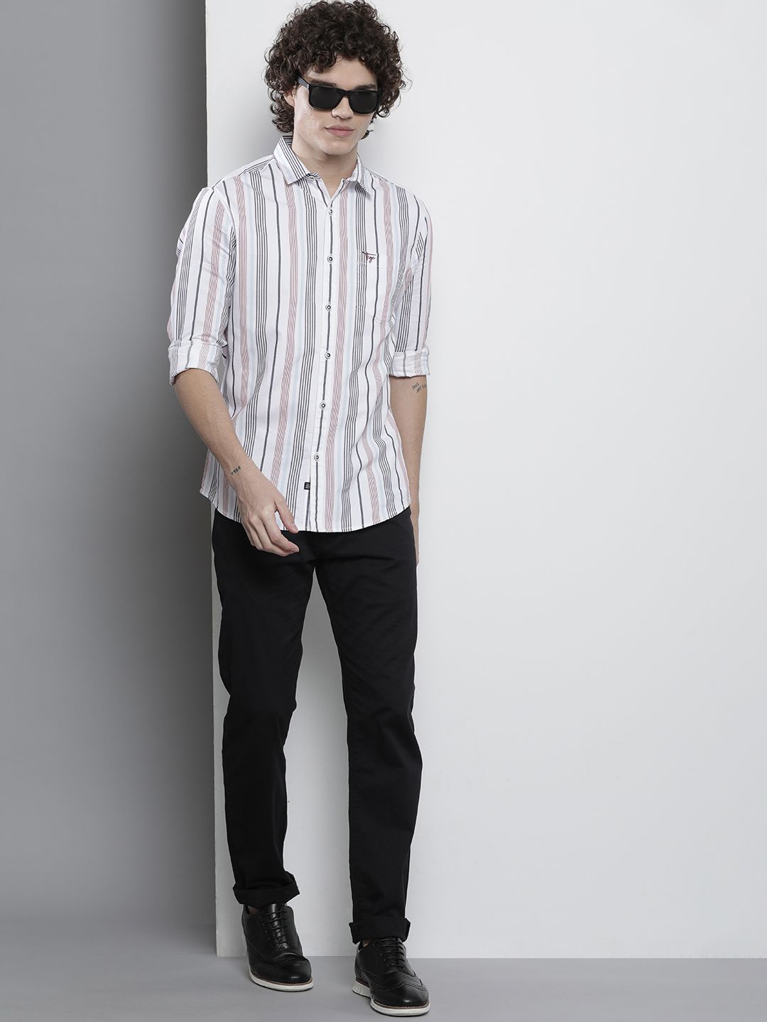 The Indian Garage Co Men Regular Fit Striped Casual Shirt