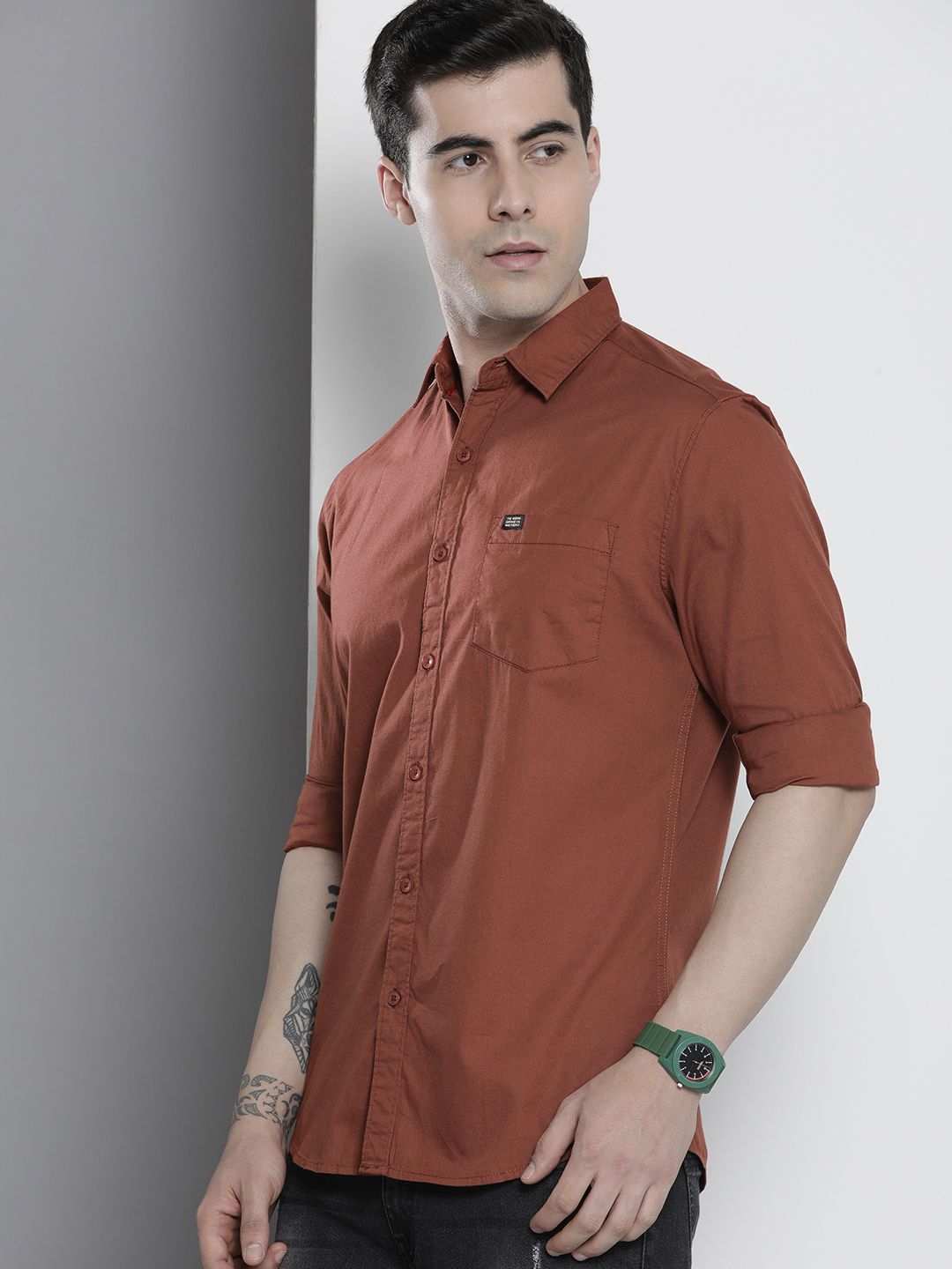 The Indian Garage Co Men Brown Solid Comfort Casual Shirt