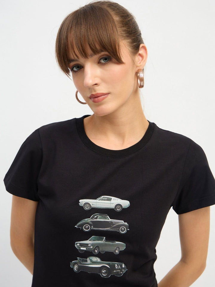 SASSAFRAS Women Printed Round Neck Slim Fit T-shirt