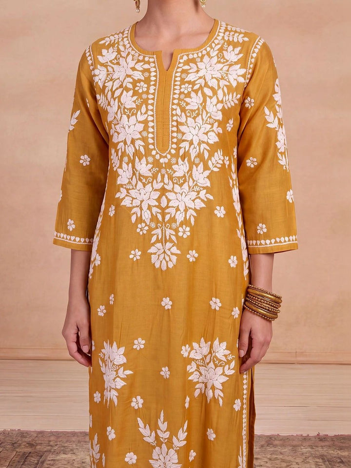 House of Chikankari Women Ethnic Motifs Embroidered Regular Thread Work Chanderi Silk Kurta with Trousers