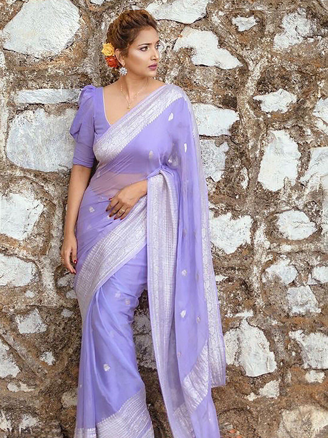 KALINI Ethnic Woven Design Zari Banarasi Saree