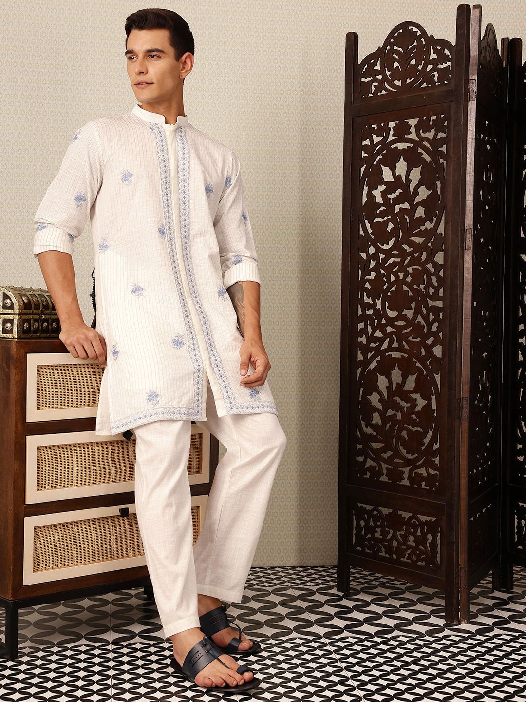 House of Pataudi Striped Jashn Pure Cotton Kurta with Trousers