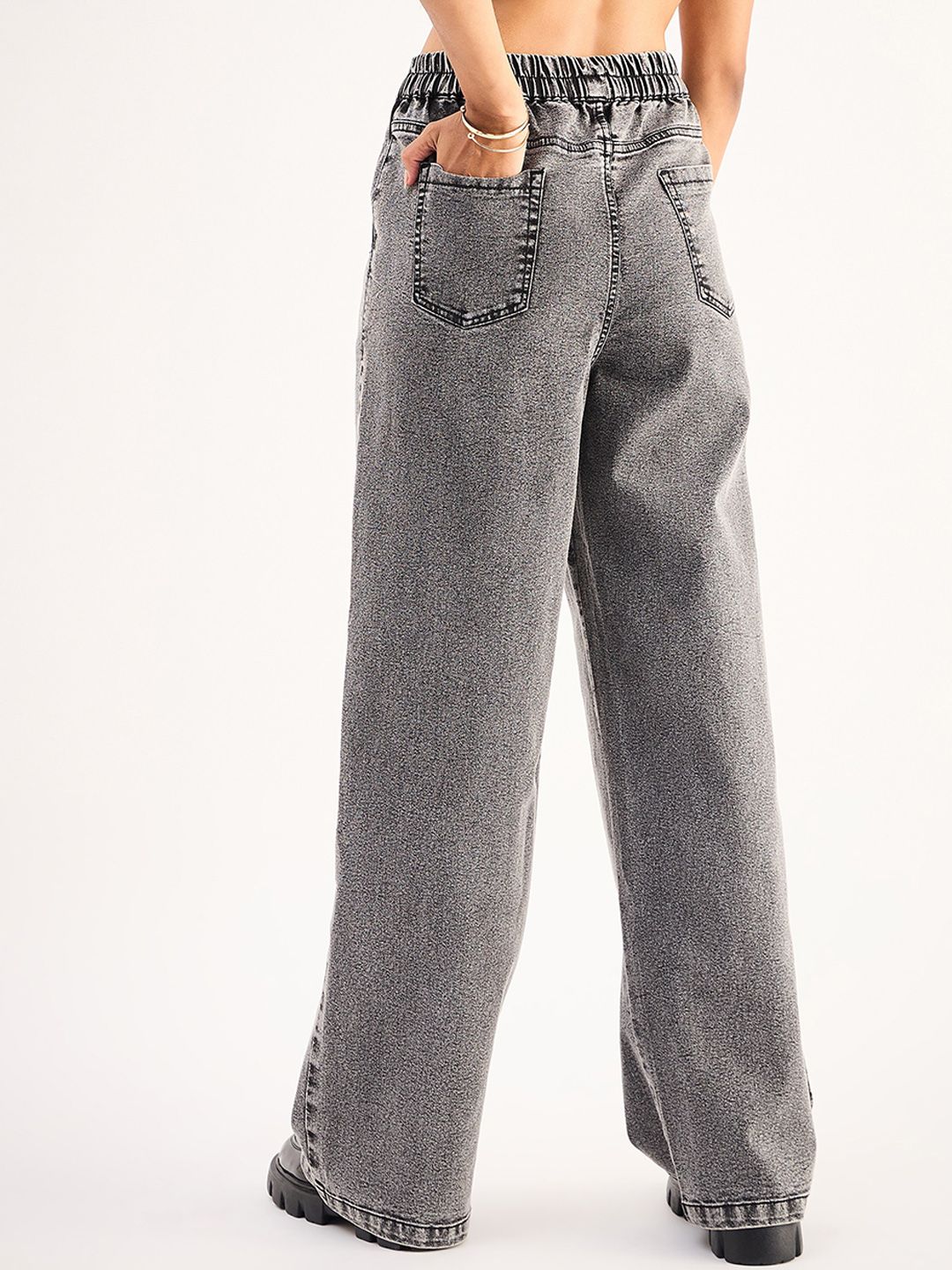 SASSAFRAS BASICS Women Straight Fit High-Rise Clean Look Acid Wash Stretchable Jeans