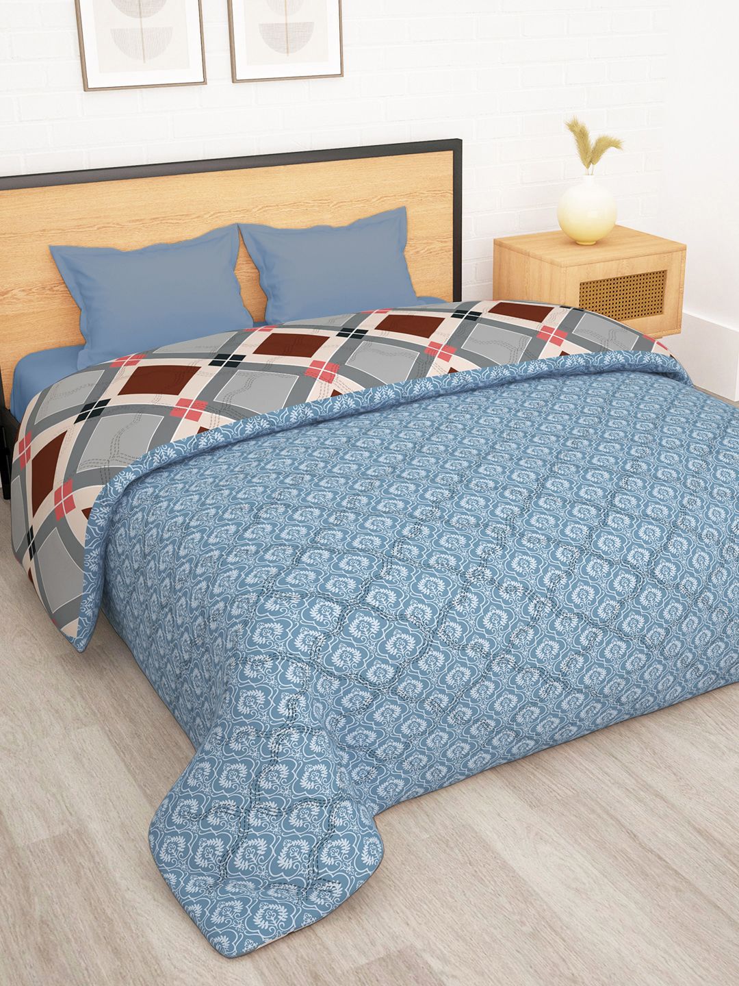 Story@home Beige & Grey Printed Reversible 120 GSM AC Room Double Bed Comforter