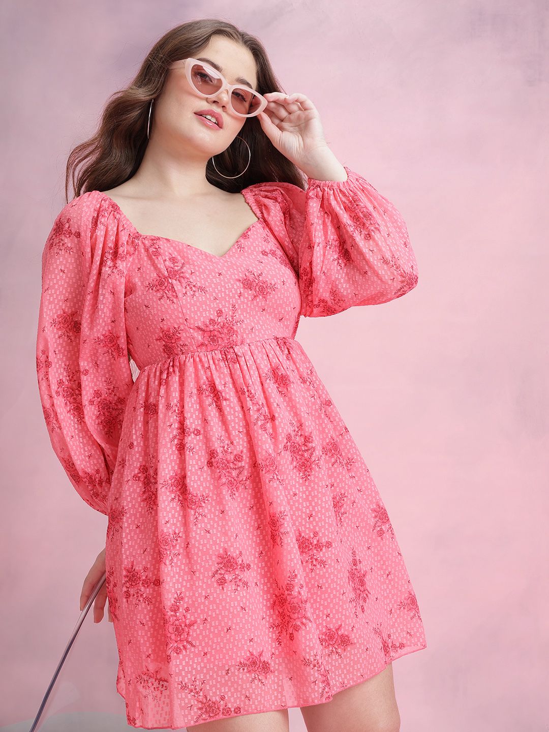 Pakaian Lengan Puff Fit & Flare Dressberry Floral Print