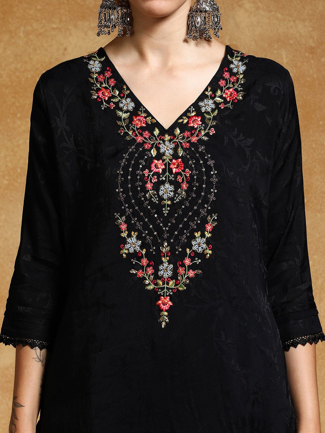 Varanga Women Floral Yoke Design Regular Kurta with Trousers & With Dupatta