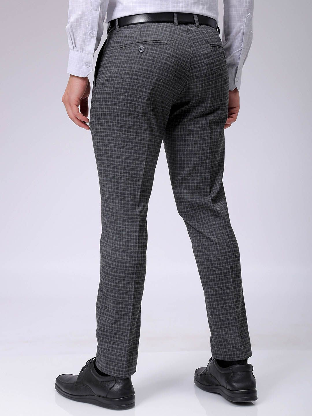 The Indian Garage Co. X Luxe Men Checked Slim Fit Formal Trousers