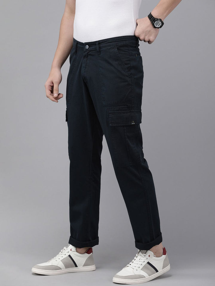 SPYKAR Men Regular Fit Pure Cotton Cargos Style Chinos