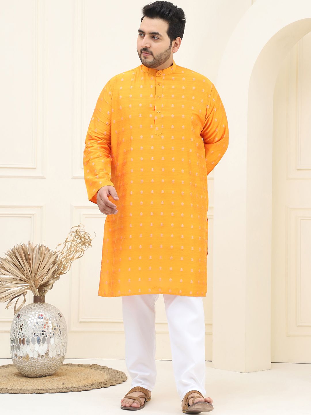 SOJANYA PLUS Lelaki Orange & Silver Jacquard Woven Design Kurta
