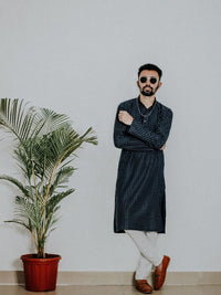SOJANYA Lelaki Navy Blue & Off-White Printed Straight Kurta