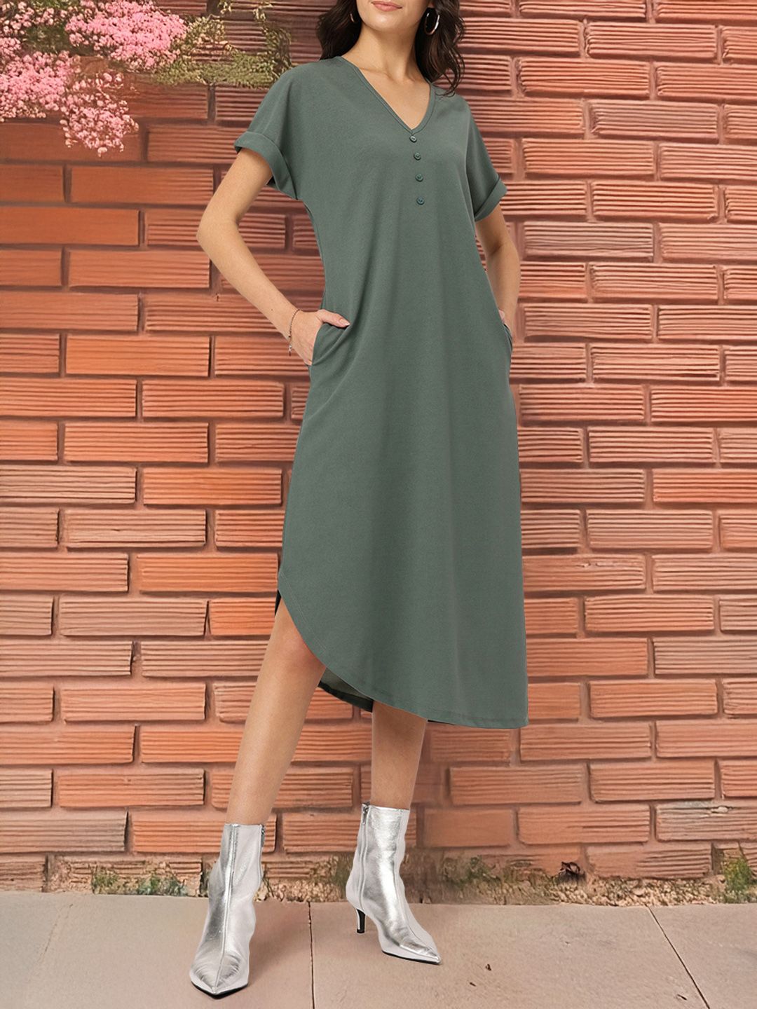 DressBerry Timeless Classics Extended Sleeves Sheath Dress