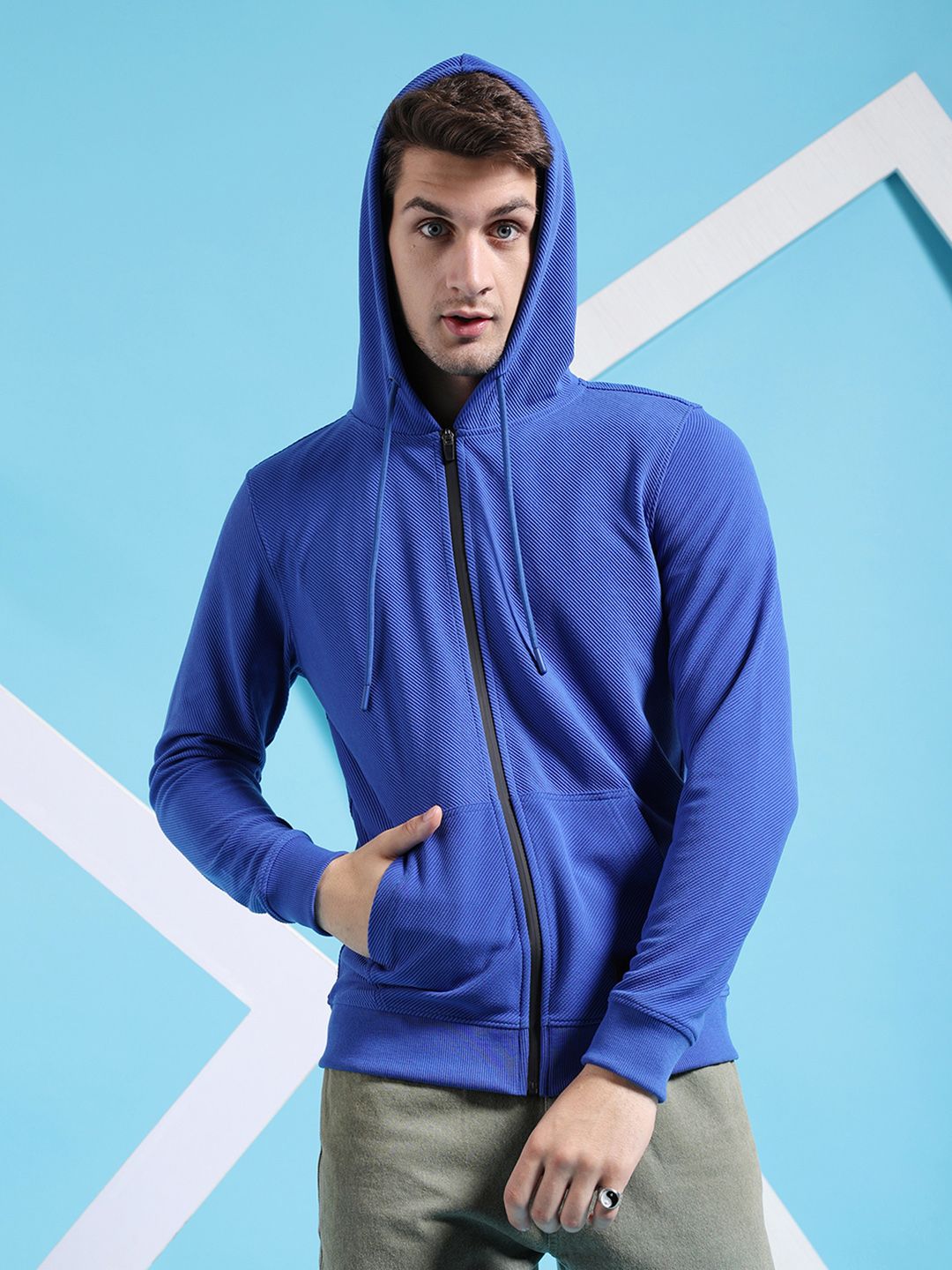 The Indian Garage Co Long Sleeves Hood Zipfront Sweatshirt