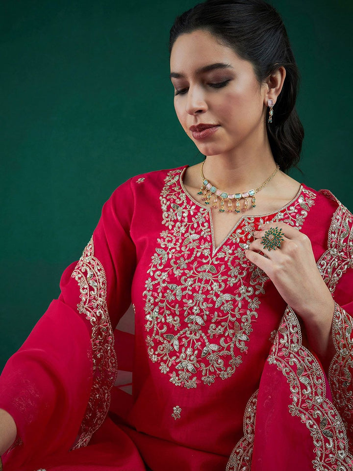 Indo Era Floral Embroidered Regular Liva Zari Kurta With Trousers & Dupatta