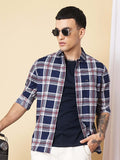 The Indian Garage Co Men Navy Blue & White Slim Fit Tartan Checks Checked Casual Shirt