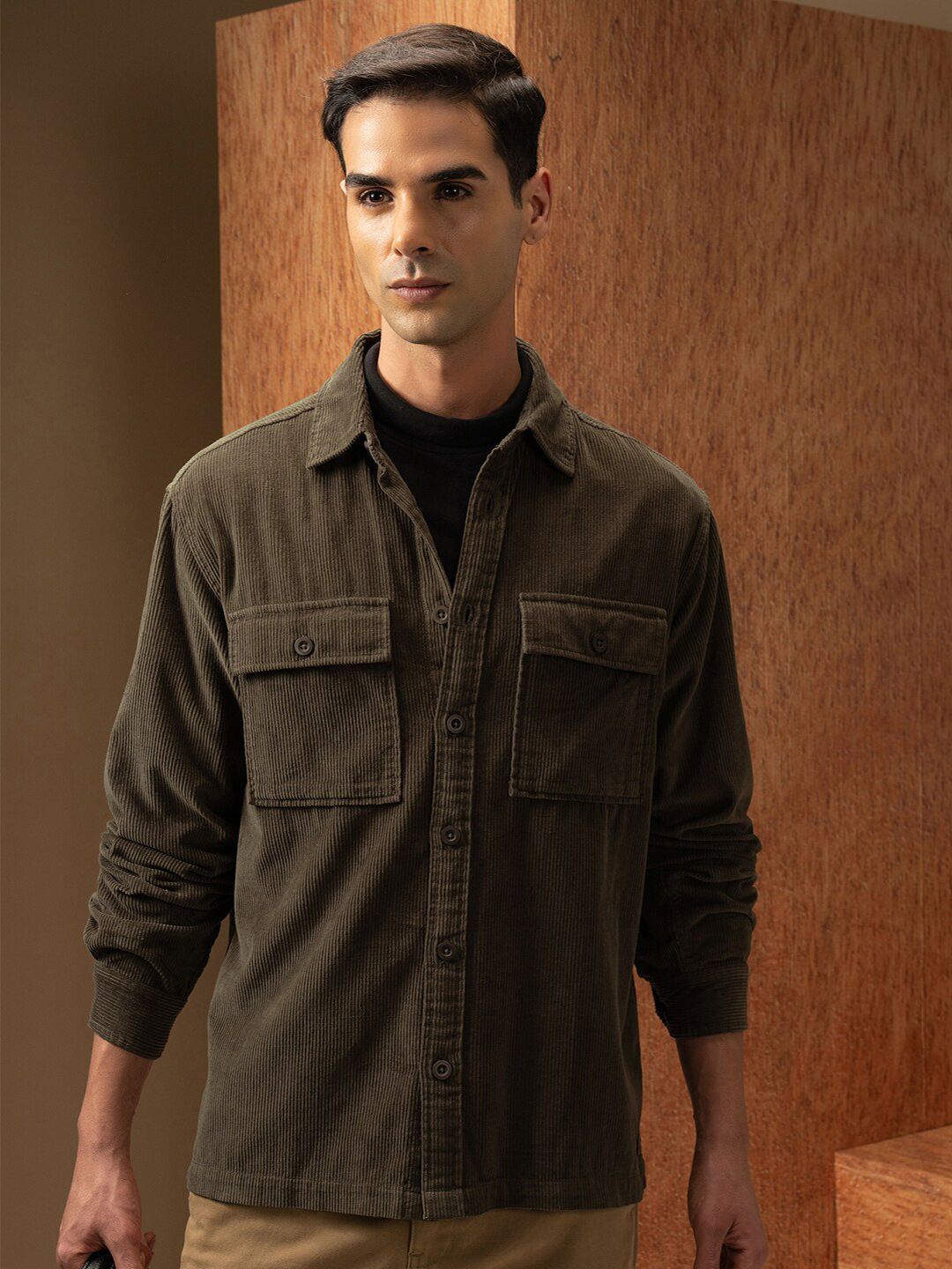 LOCOMOTIVE Oversized Corduroy Solid Utility Pocket Overshirt