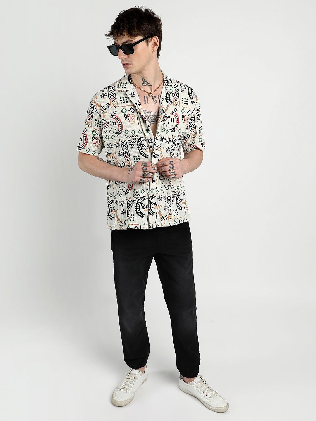 Campus Sutra Men Comfort Oversized Cuban Collar Printed Bohemian Casual Shirt