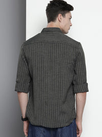 The Indian Garage Co Slim Fit Opaque Striped Casual Shirt