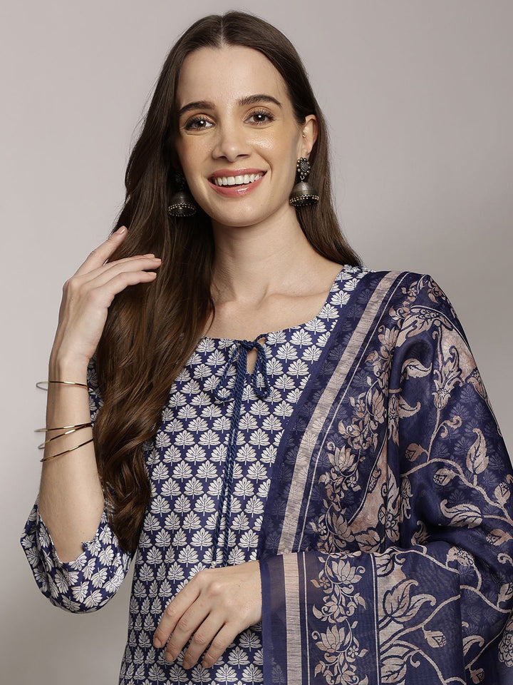 Anouk Women Floral Printed Kurta with Trousers & Dupatta