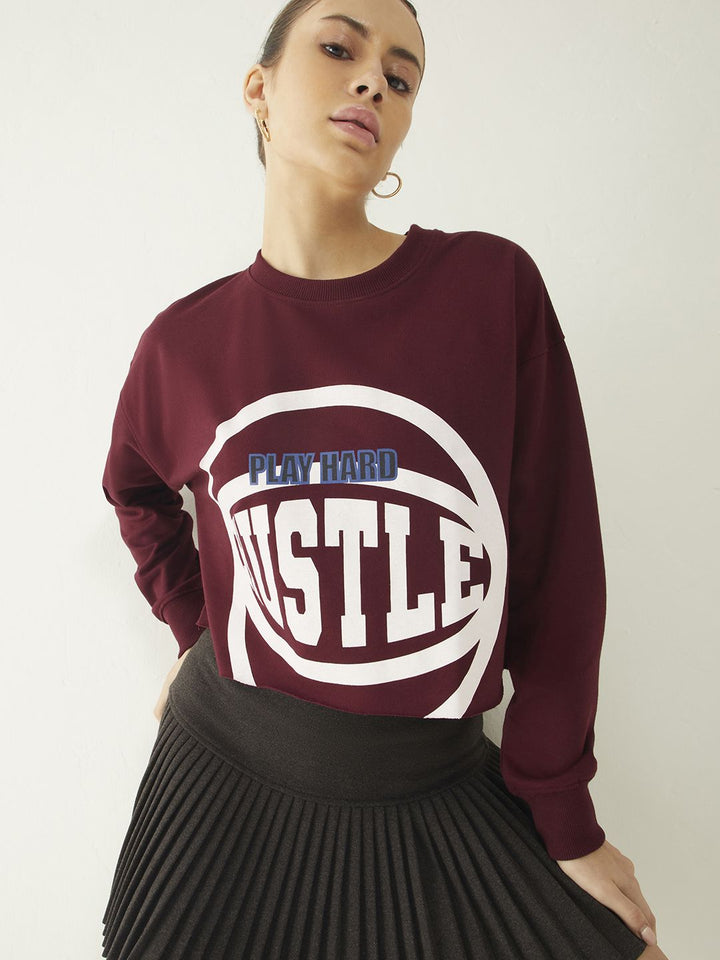 DressBerry Streetwear Edge Typo Print Drop-Shoulder Crop Sweatshirt