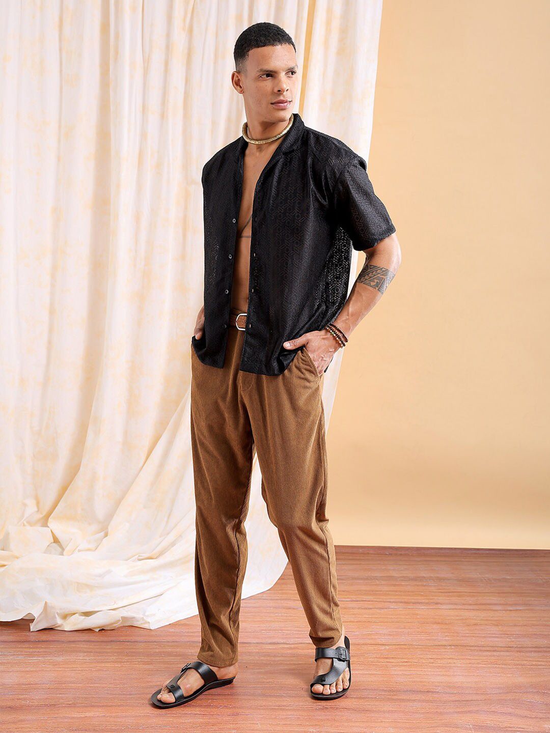 The Indian Garage Co Men Slim Fit Warp Knit Lace Resortwear Shirt