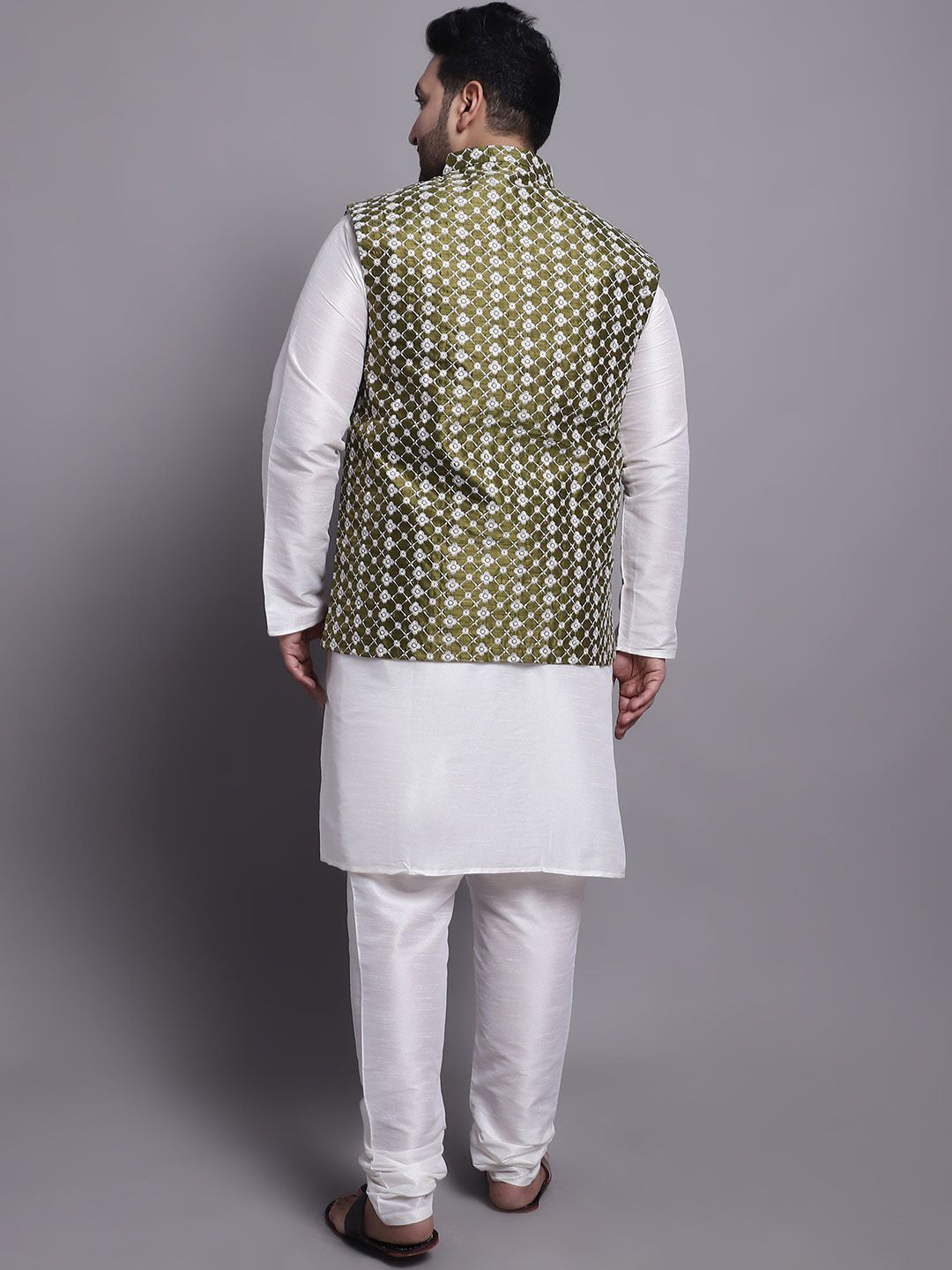 Kurta Biasa SOJANYA PLUS dengan Piyama & Nehrujacket