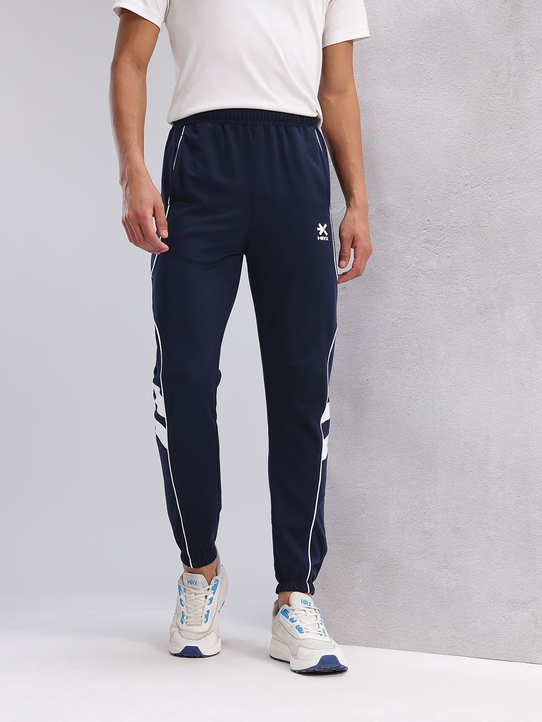 HRX by Hrithik Roshan Men Striped Detail Lifestyle Joggers