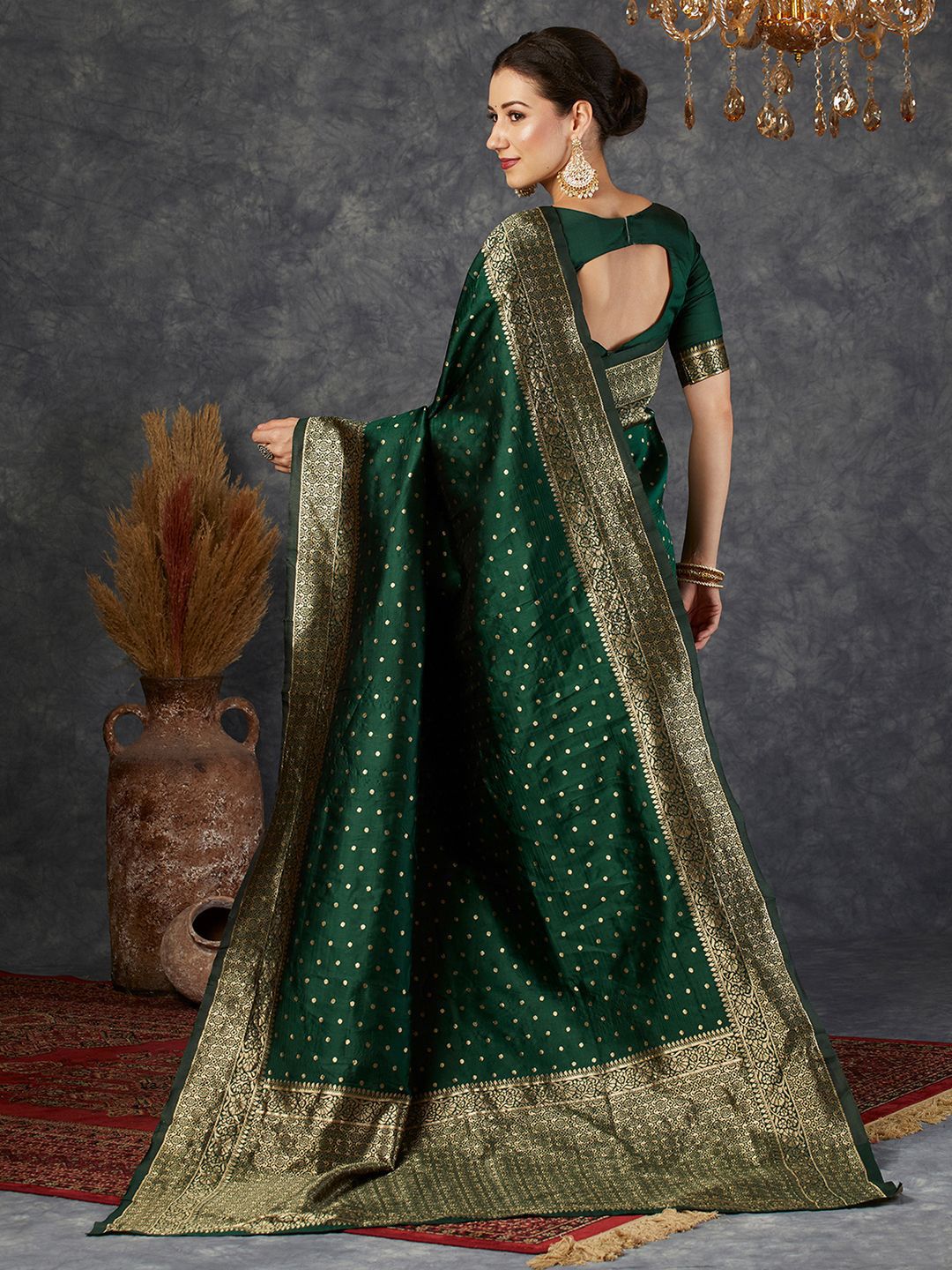 KALINI Ethnic Motifs Woven Design Zari Banarasi Saree
