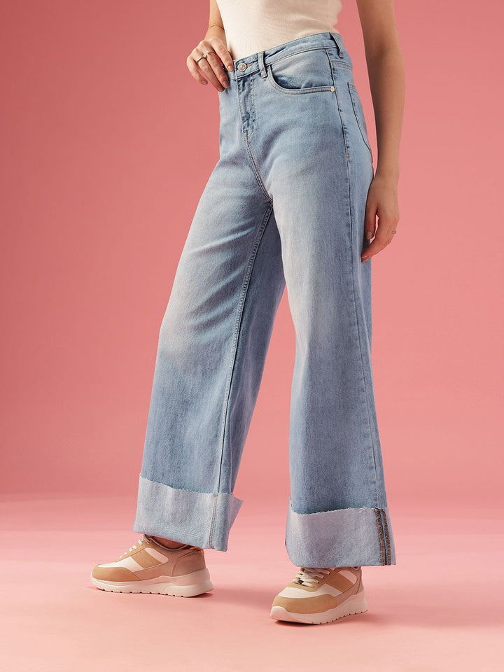 DressBerry Women Flared Mid-Rise Light Fade Stretchable Jeans