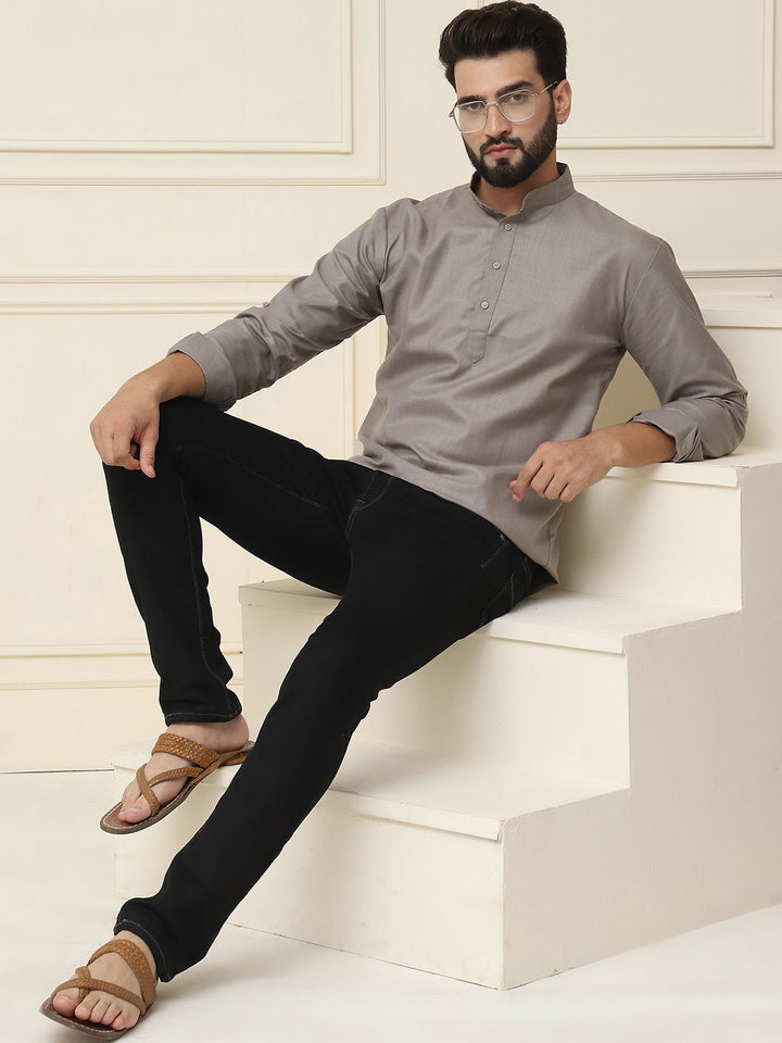 SOJANYA Men Grey Thread Work Kurta
