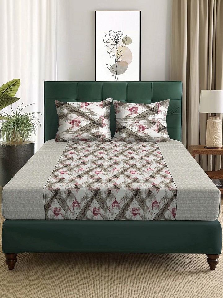 Story@home Arena Brown & Grey Printed 180 TC Queen Bedsheet & 2 Pillow Covers
