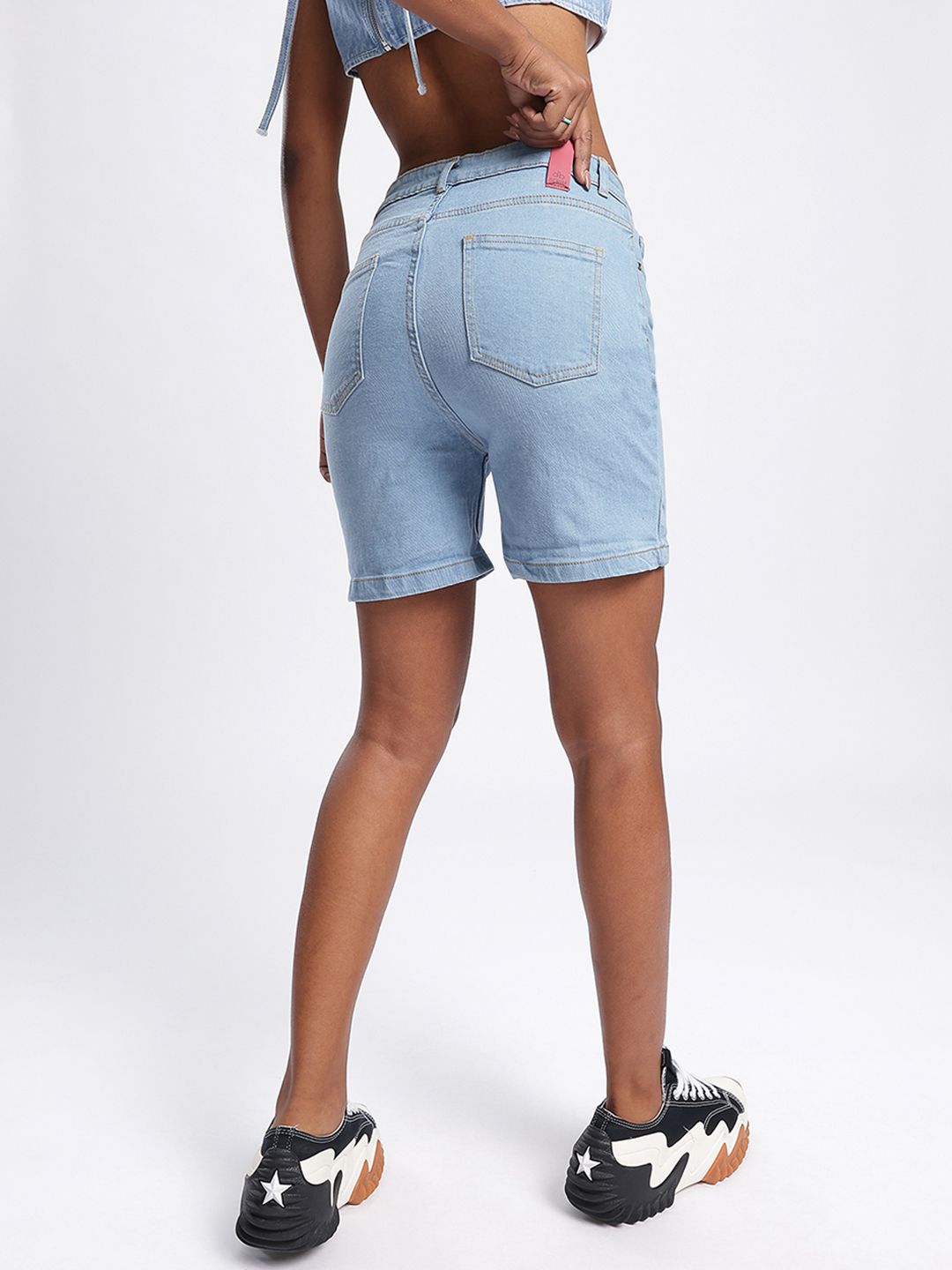 DressBerry Women Iconic Indigo Jorts