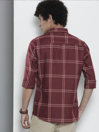 The Indian Garage Co Men Burgundy Checked Casual Shirt