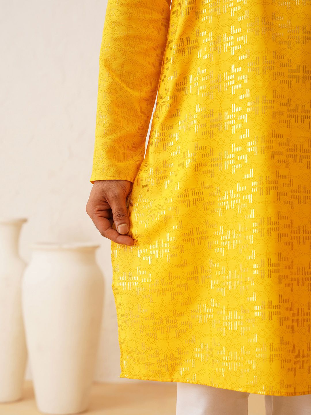 SOJANYA Geometric Woven Design Mandarin Collar Zari Cotton Straight Kurta