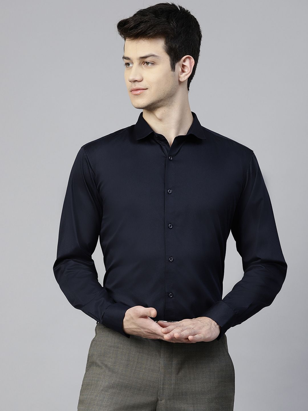 MANQ Men Navy Blue Slim Fit Solid Partywear Shirt