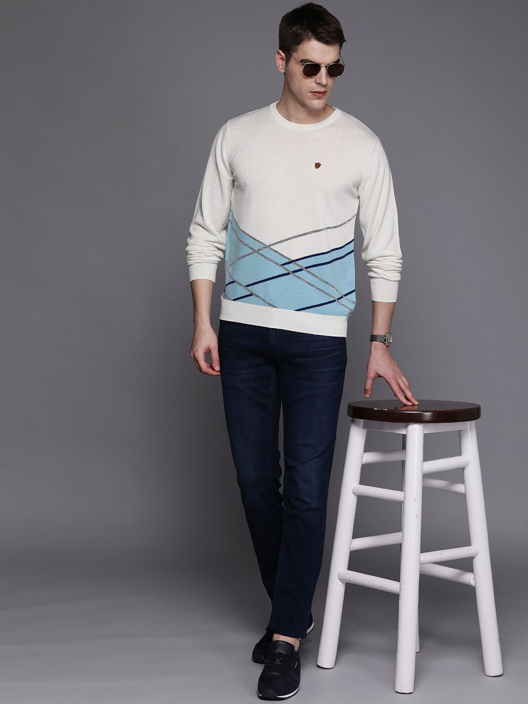 Raymond Men White & Blue Self-Design Pullover