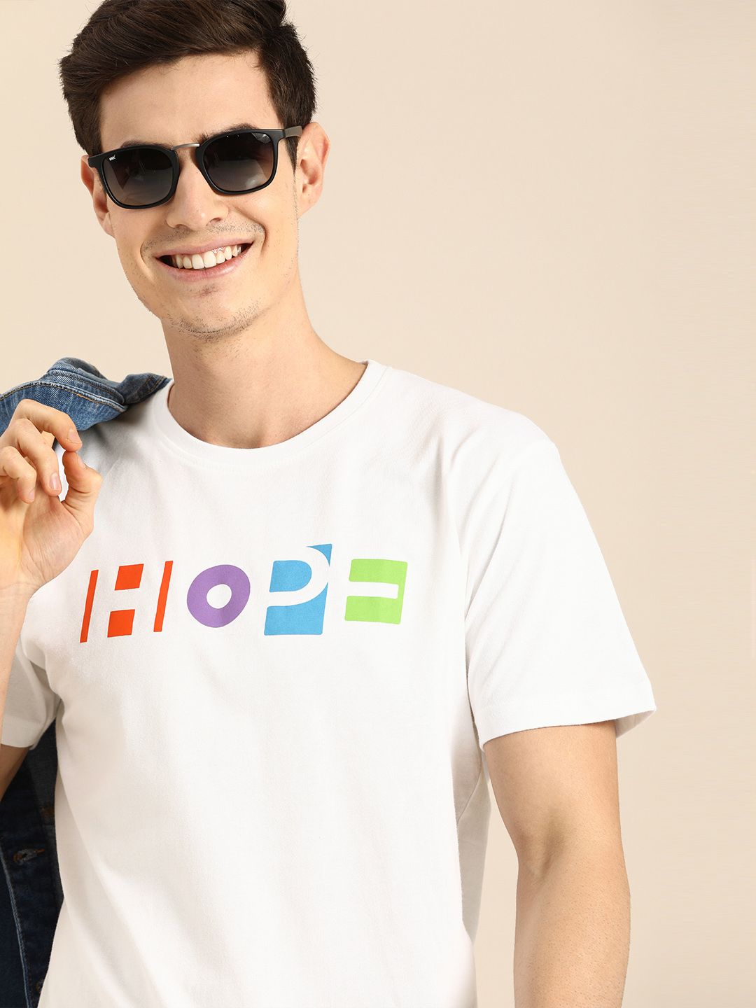 Bewakoof Men White Printed Round Neck Pure Cotton T-shirt