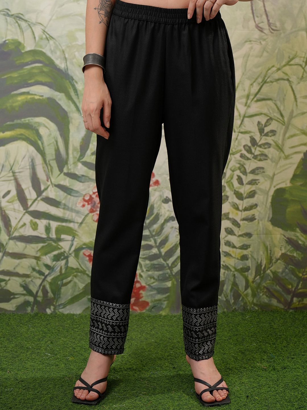 Vishudh Black Printed Regular Kurta with Trouser & Dupatta
