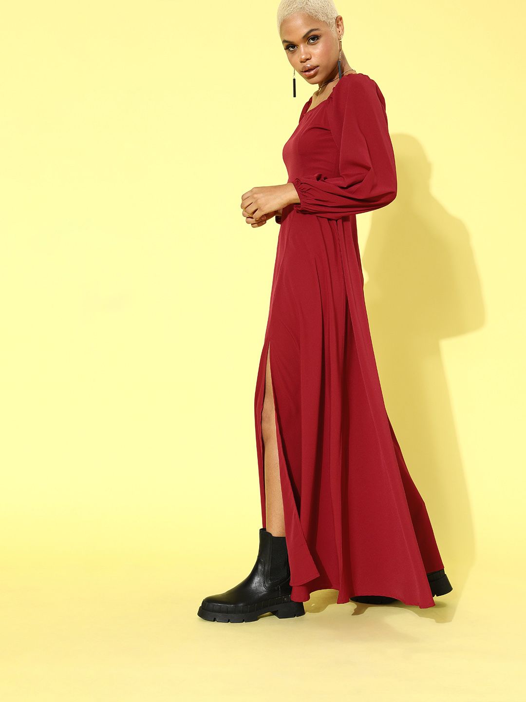 Berrylush Women Gorgeous Red Solid Puff Sleeves Dress