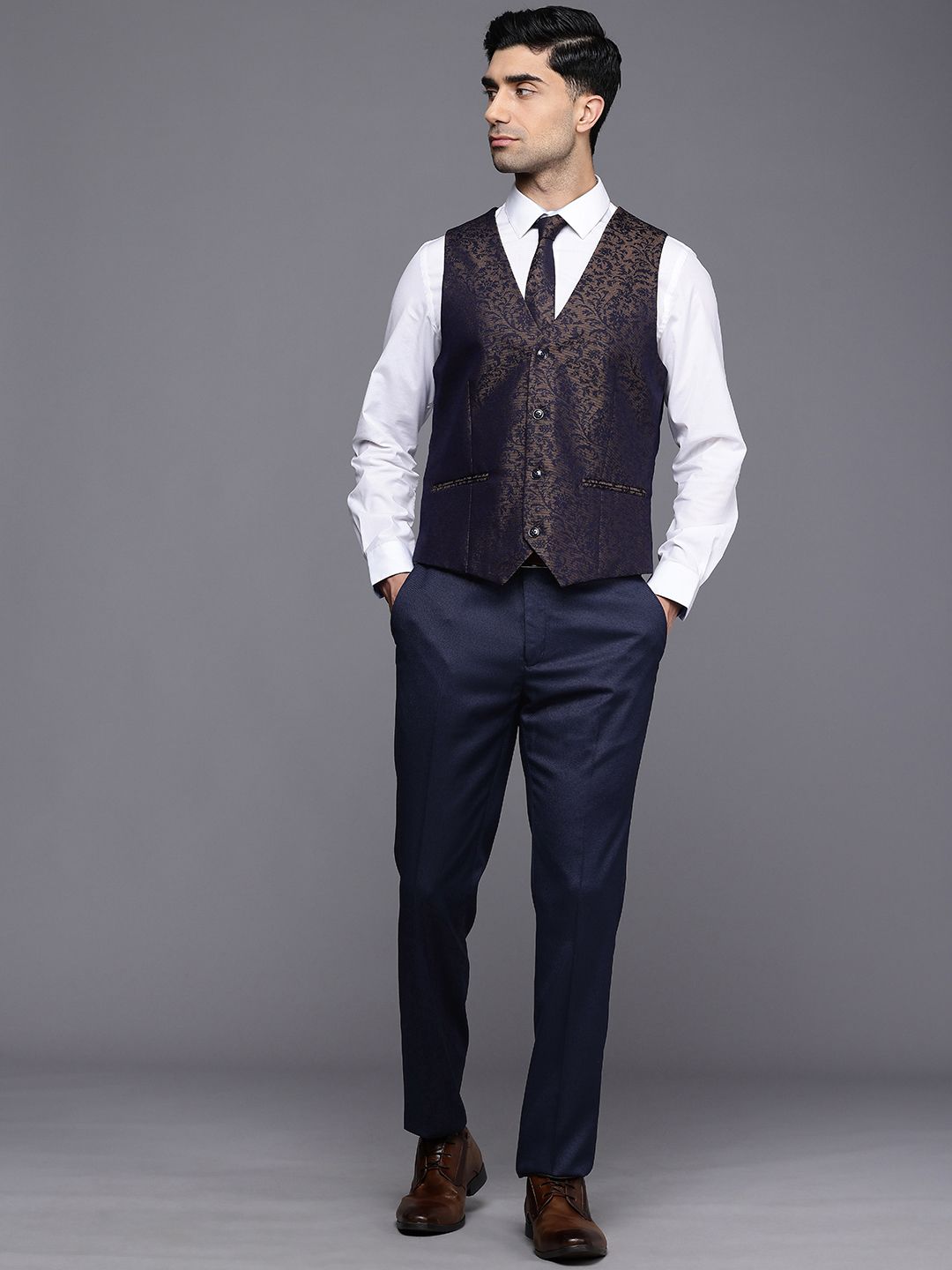 Raymond Slim Fit Self Design Notched Lapel Single-Breasted Formal 3 Piece Suits