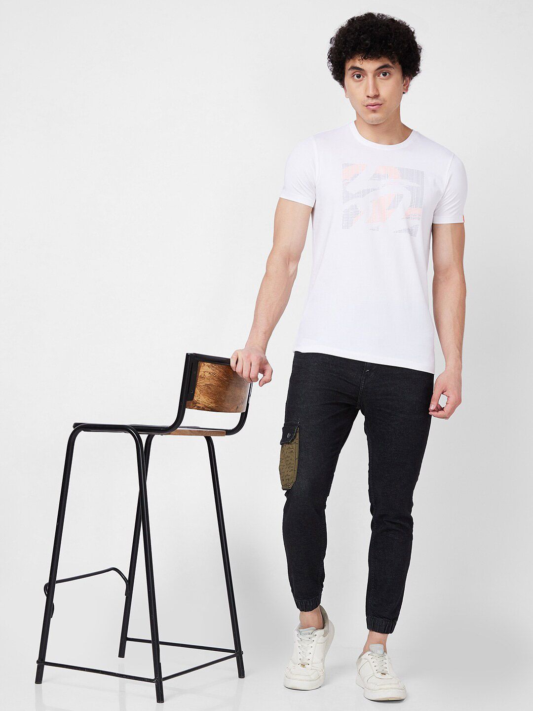 SPYKAR Graphic Printed Round Neck Slim Fit Cotton T-shirt