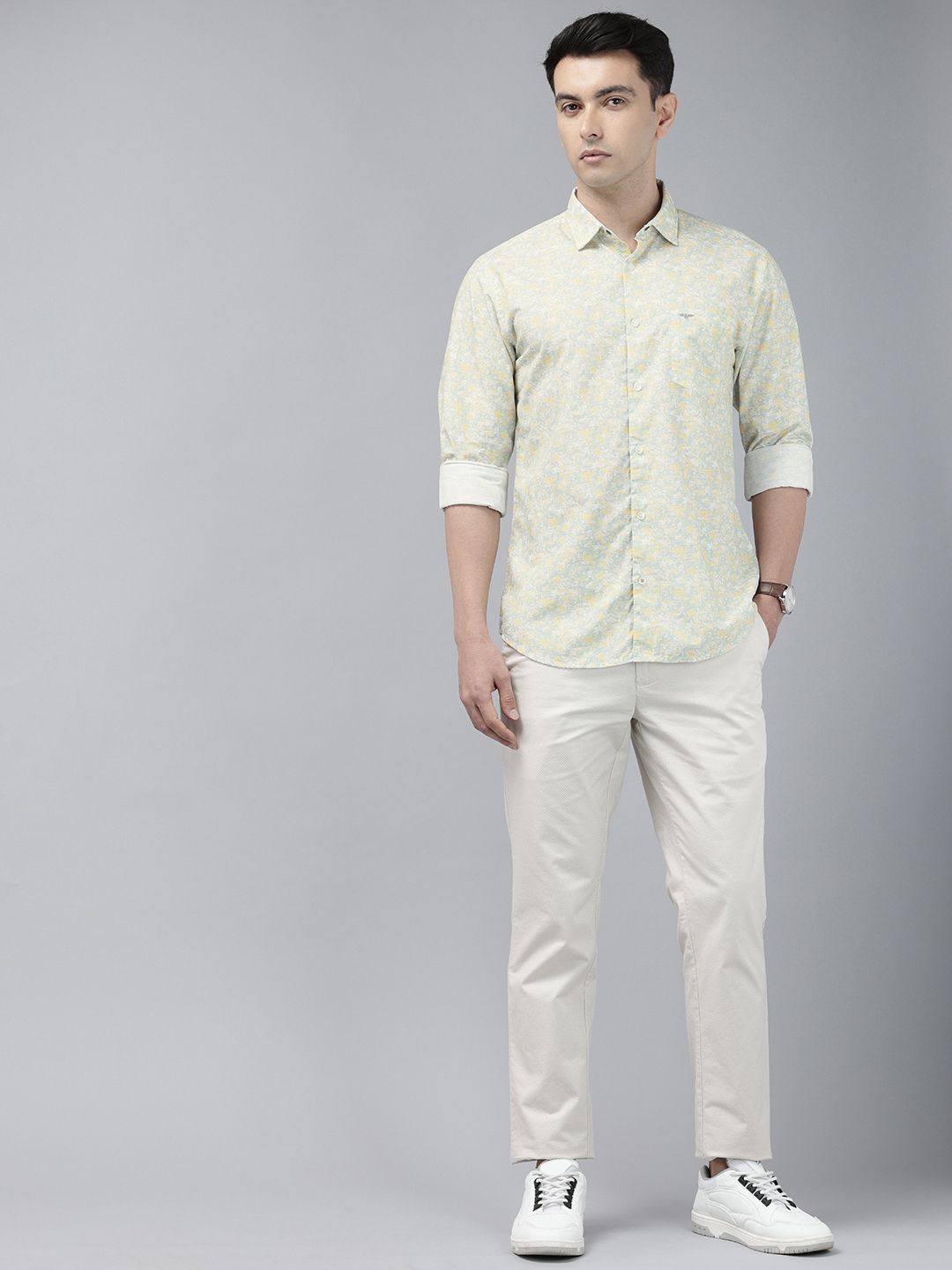 Park Avenue Pure Cotton Slim Fit Abstract Printed Casual Shirt