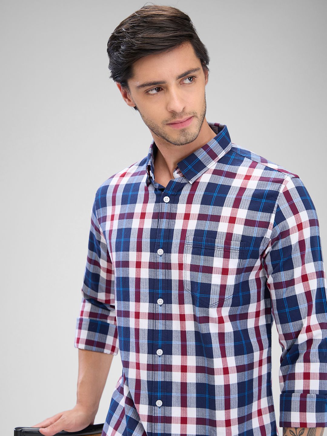 SPYKAR Men Slim Fit Opaque Checked Spread Collar Casual Shirt