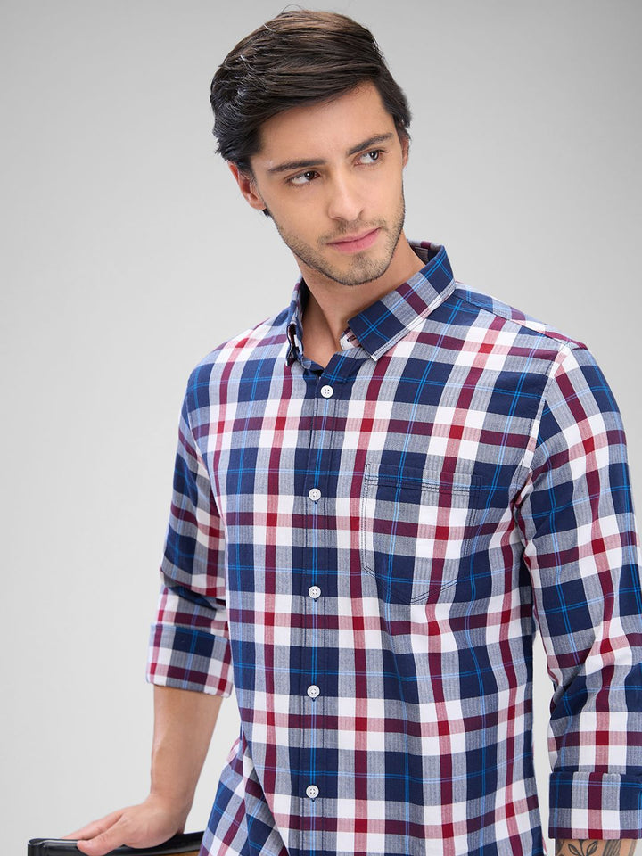 SPYKAR Men Slim Fit Opaque Checked Spread Collar Casual Shirt