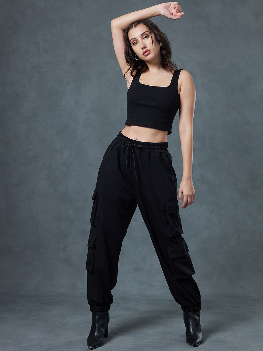 Bewakoof Square Neck Crop Top & Joggers