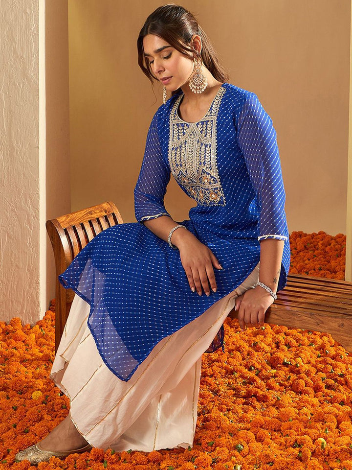 Indo Era Ethnic Motifs Embroidered Gotta Patti Straight Kurta