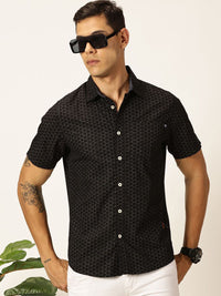 Thomas Scott Men Premium Spread Collar Conversational Printed Cotton Slim Fit Casual Shirt