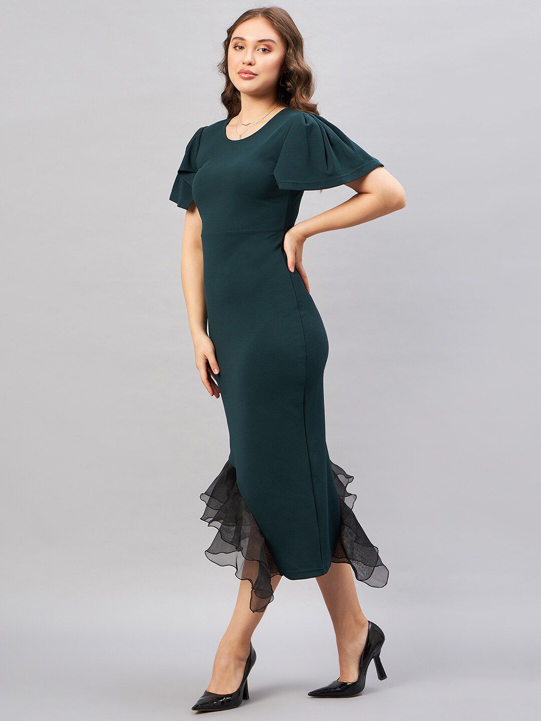Antheaa Green Flared Sleeve Ruffled Bodycon Midi Dress