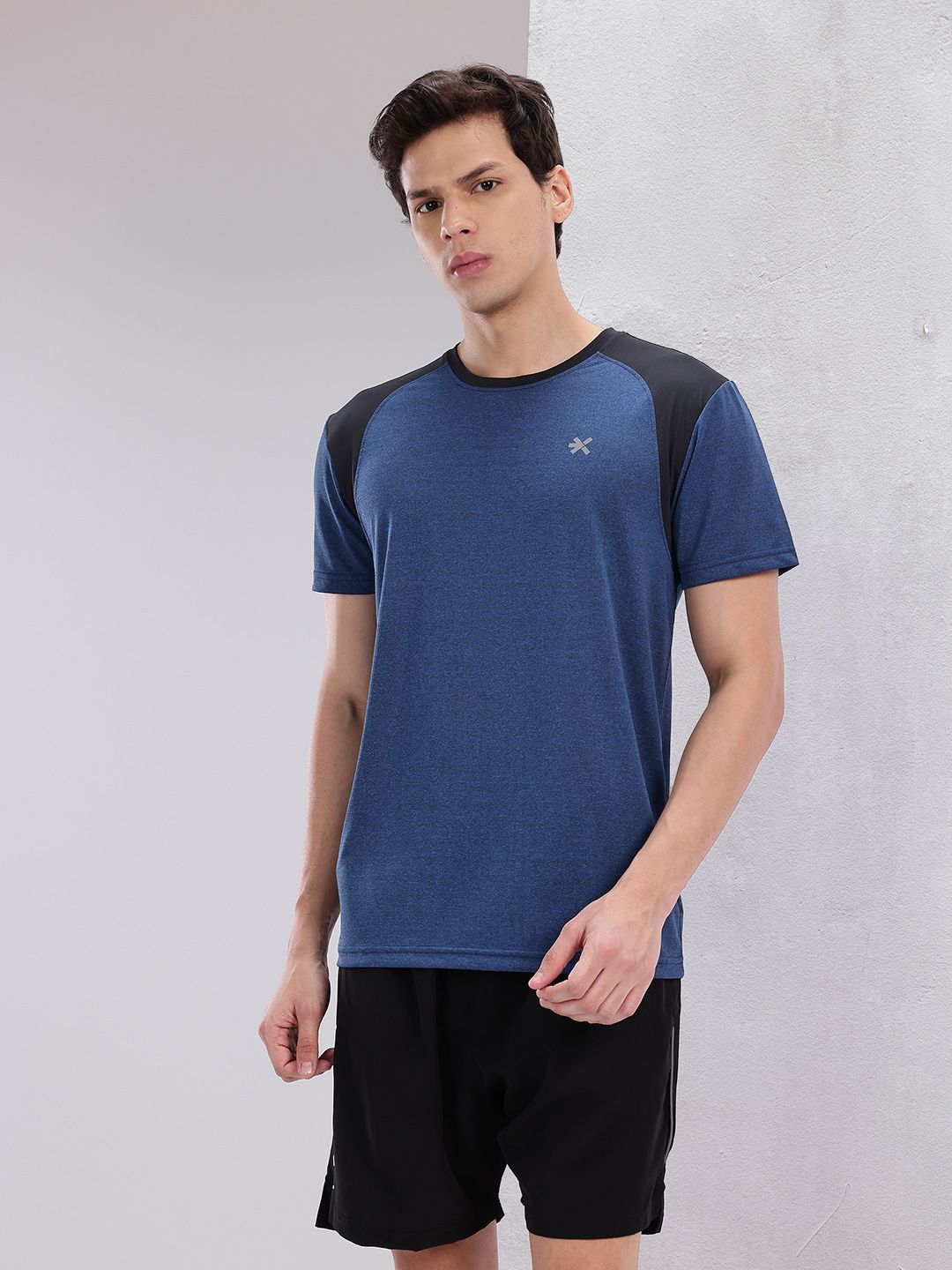 HRX by Hrithik Roshan Men Contrast Panel Rapid-Dry Training T-shirt