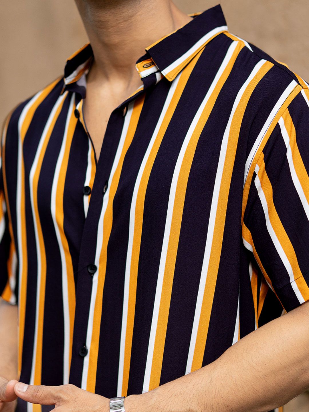 Powerlook Men Vertical Striped Spread Collar Casual Shirt