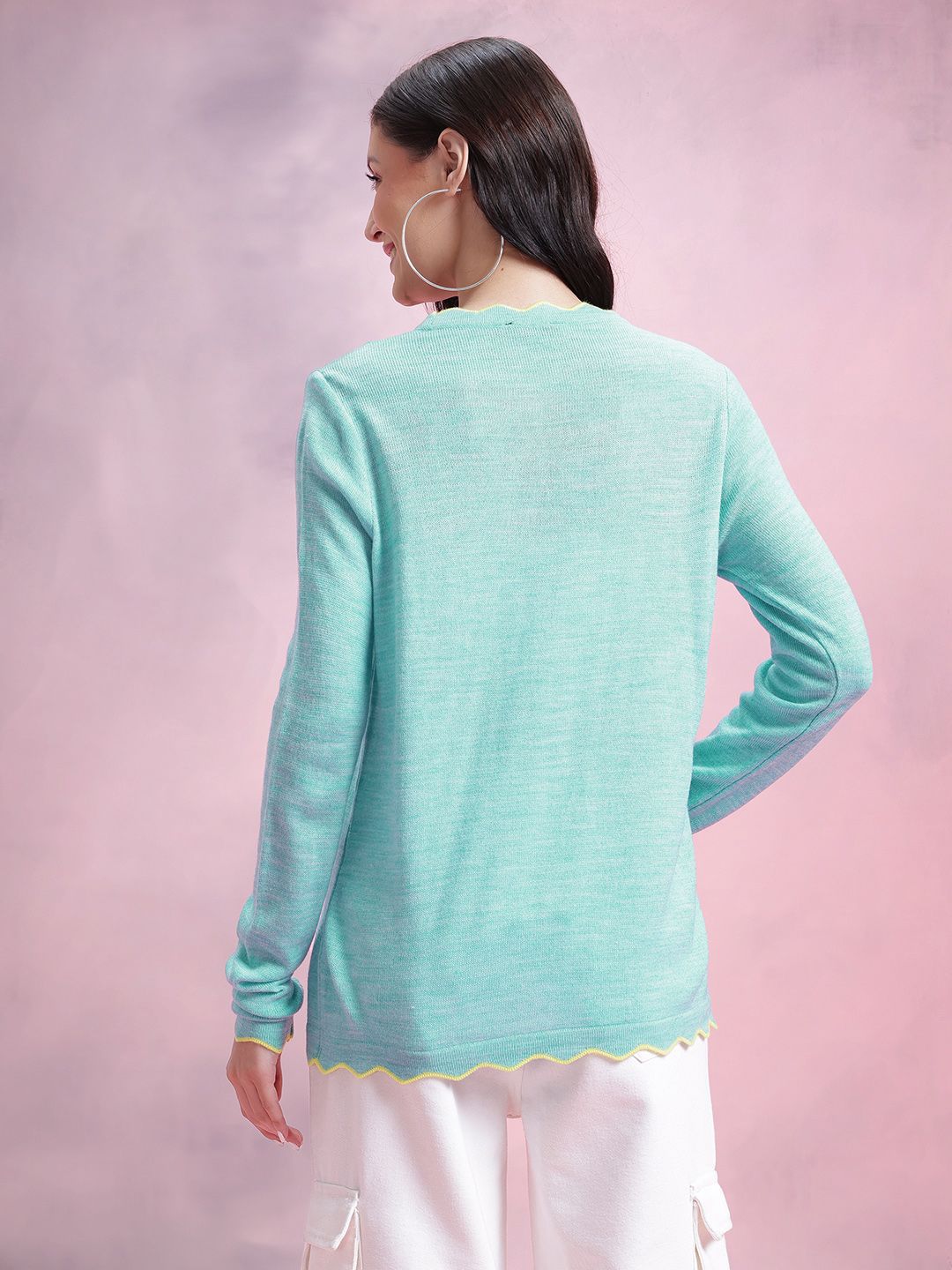 DressBerry Round Neck Acrylic Pullover